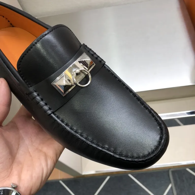 Hermes Shoe 